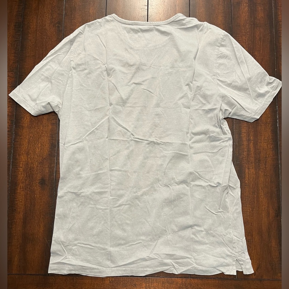 Robert Barakett Light Gray Men's T Shirt - Picture 3 of 3